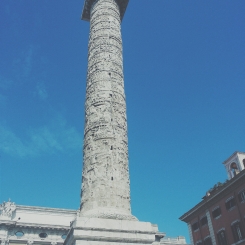 Colonna di Marco Aurelio - Piazza Colonna